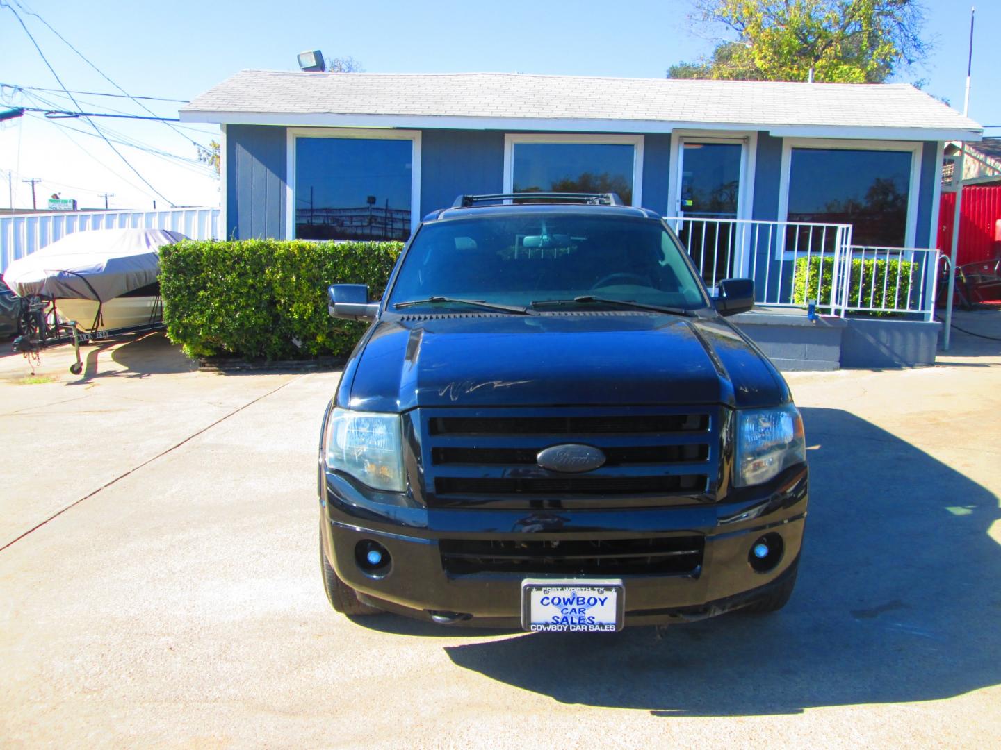 2007 BLACK Ford Expedition Limited 4WD (1FMFU20547L) with an 5.4L V8 SOHC 16V engine, 6-Speed Automatic Overdrive transmission, located at 1815 NE 28th St., Fort Worth, TX, 76106, (817) 625-6251, 32.795582, -97.333069 - Photo#1